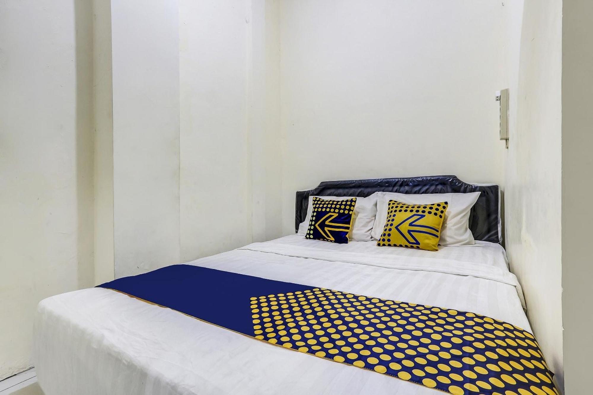 Spot On 90780 Gang Tengah Homestay Syariah Semarang Esterno foto