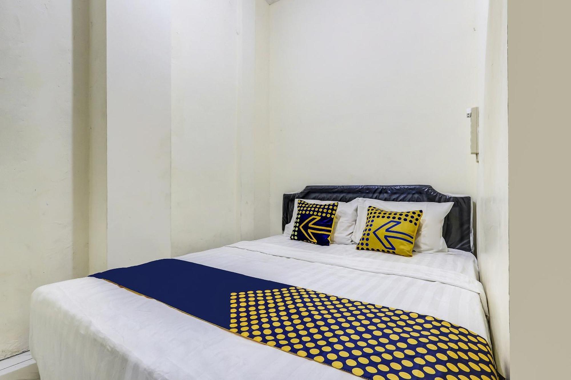 Spot On 90780 Gang Tengah Homestay Syariah Semarang Esterno foto