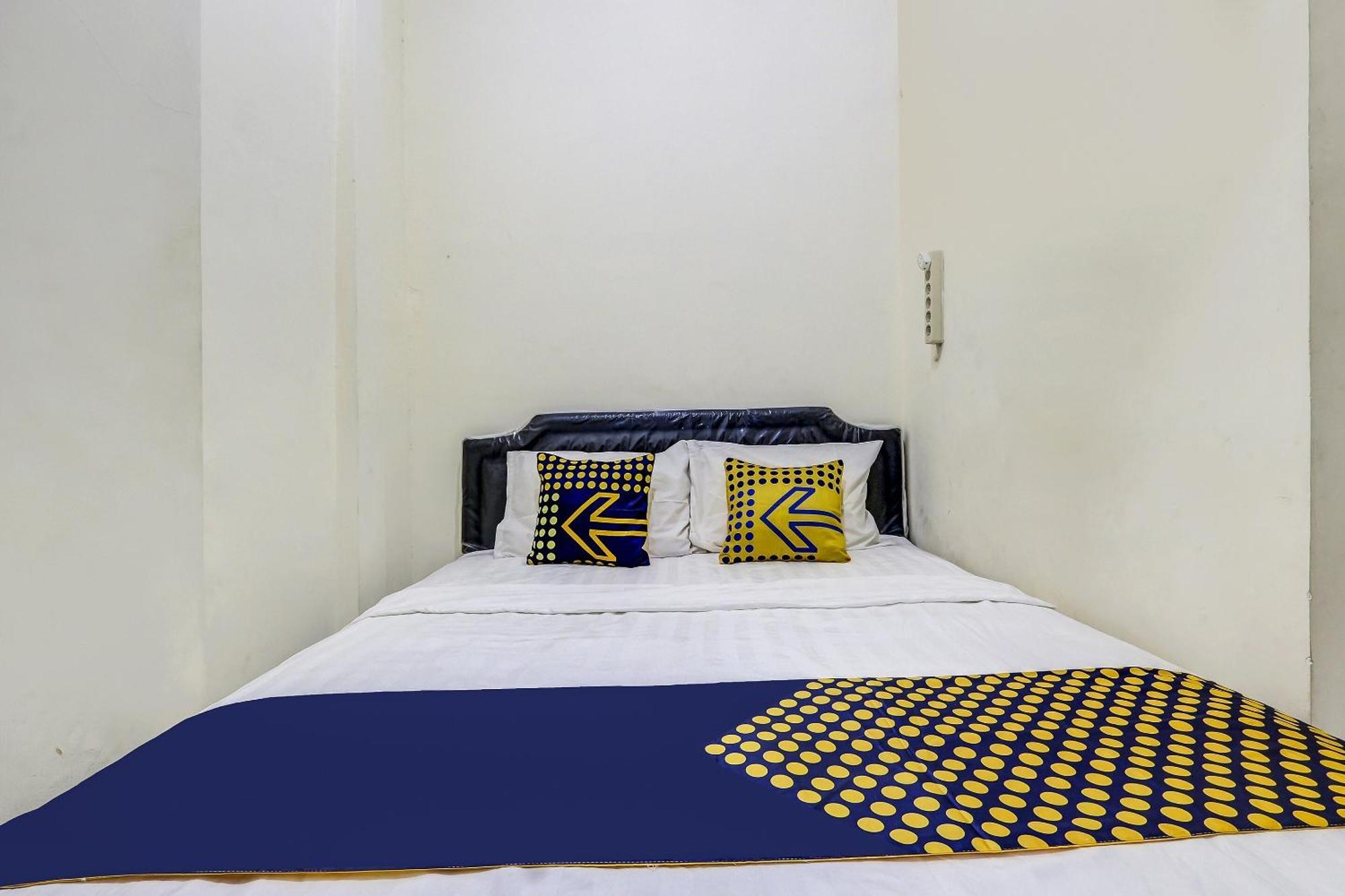 Spot On 90780 Gang Tengah Homestay Syariah Semarang Esterno foto